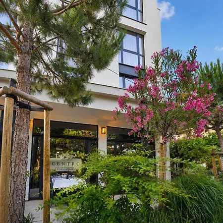 דירה Azur Luxury - Private Garage - Steps From The וארנה